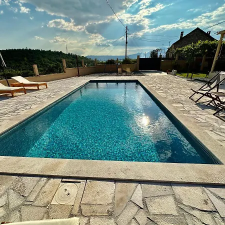 Country house Sunny Village, Pool House *